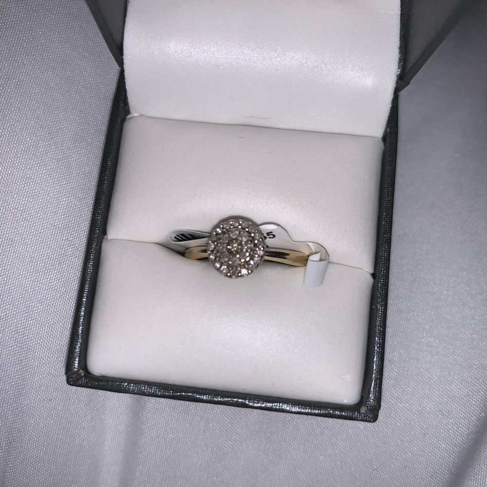 Forever bride size 7 ring